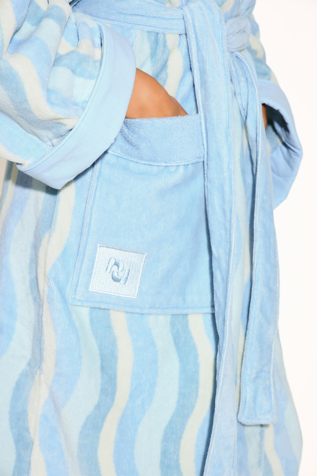 the homebody robe